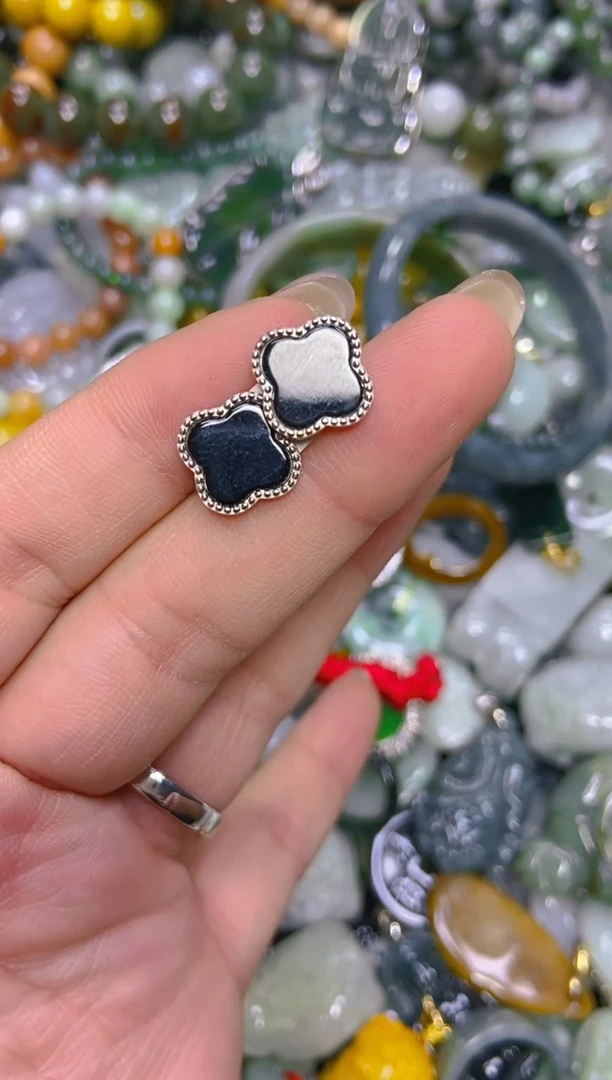 颈饰未镶嵌翡翠/G/翡翠A货，一件也是批发价