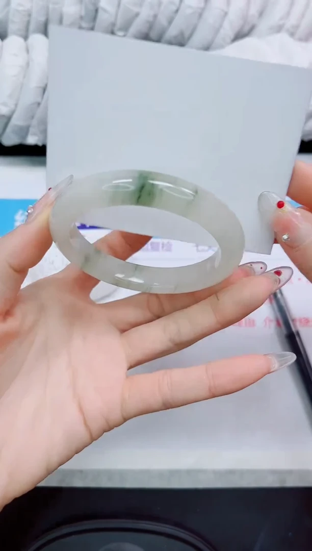 石英质玉手镯未镶嵌13/57