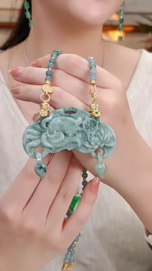 颈饰未镶嵌翡翠国风