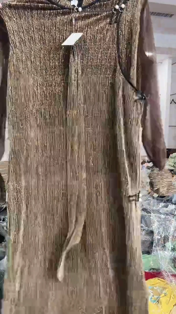 连衣裙       2XL码    160斤