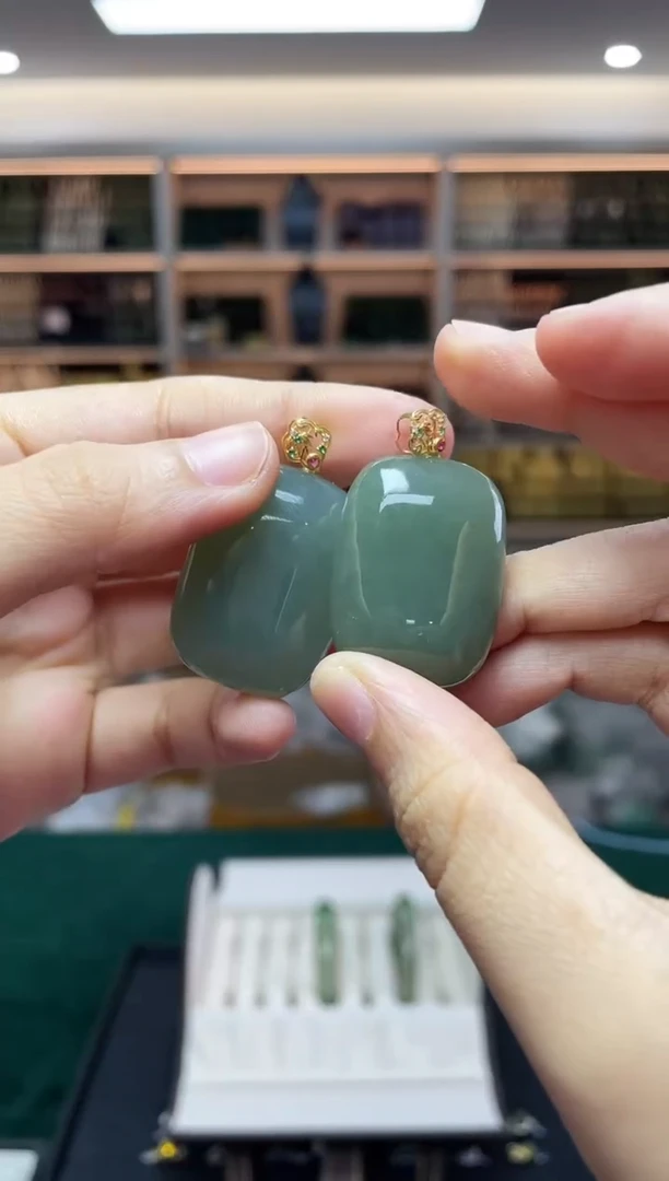 和田玉18K金镶嵌吊坠(不含链)多样性发一件