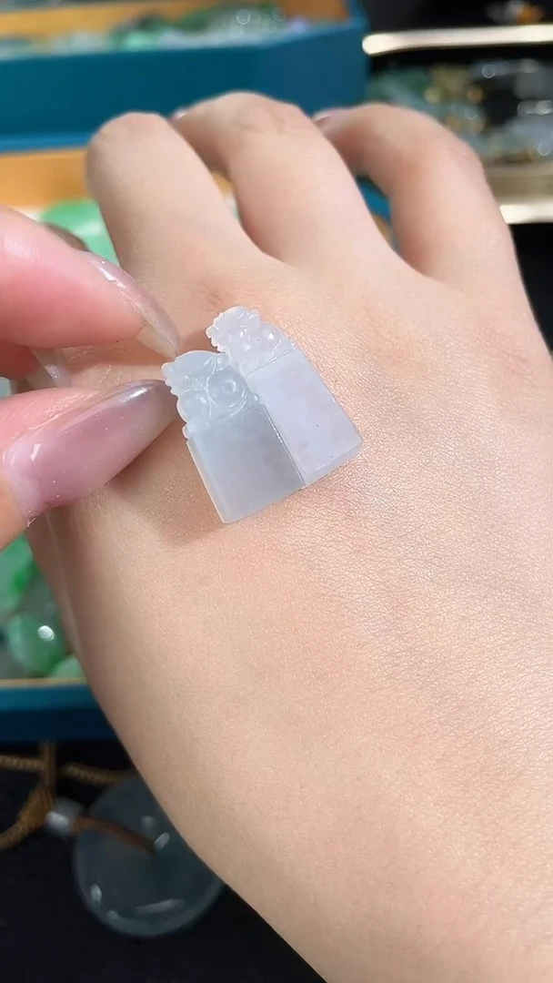 未镶嵌定制翡翠山**山2026123101多样性发一