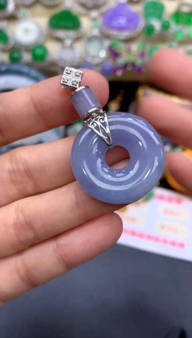 颈饰18K金镶嵌翡翠250-中国好珍宝