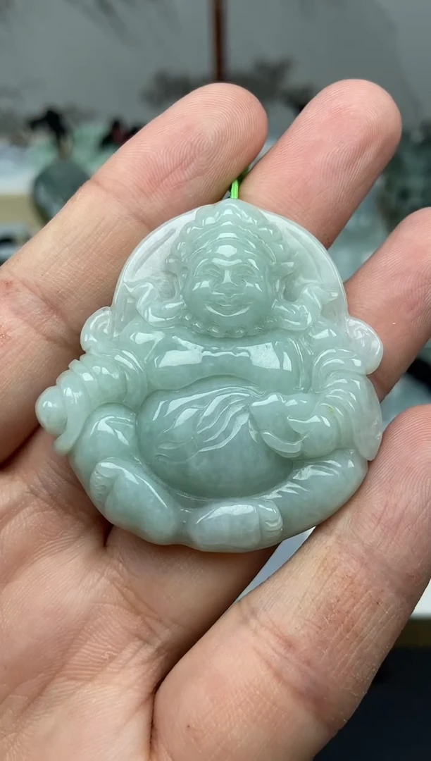 颈饰未镶嵌翡翠黄财神