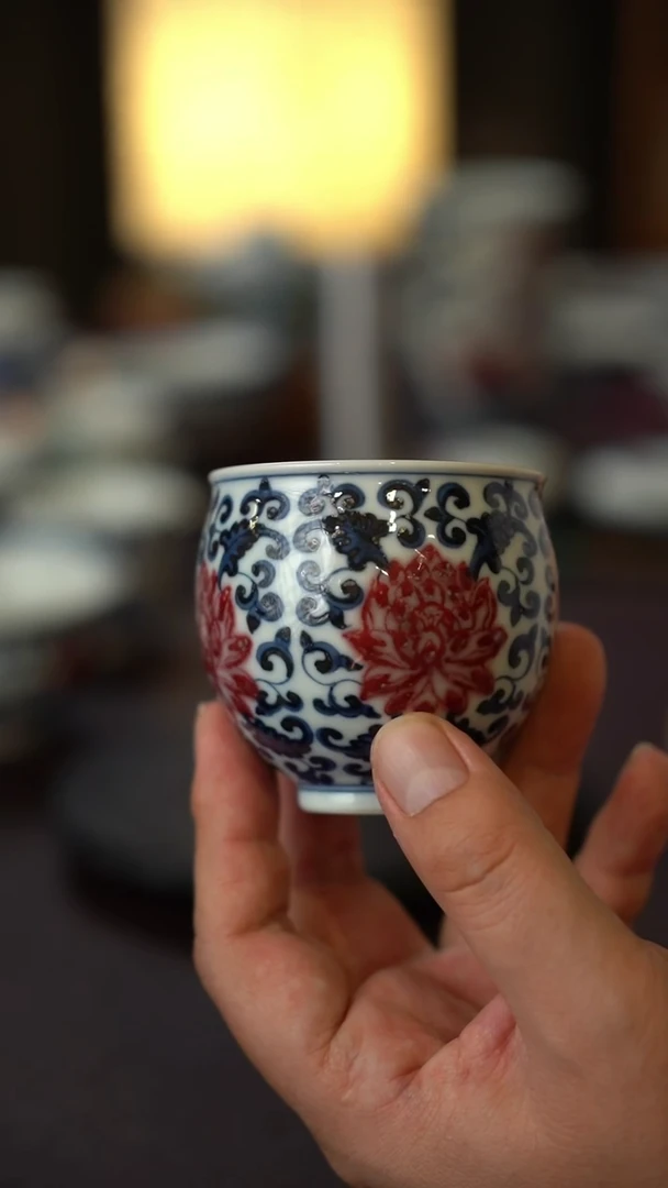53号景德镇全手工手绘青花釉里红龙蛋杯