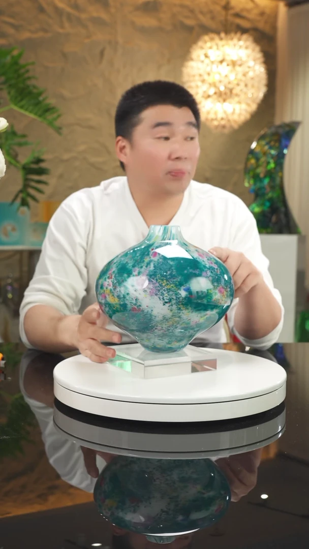 【闪购商品】摆件设计款花瓶摆件小号