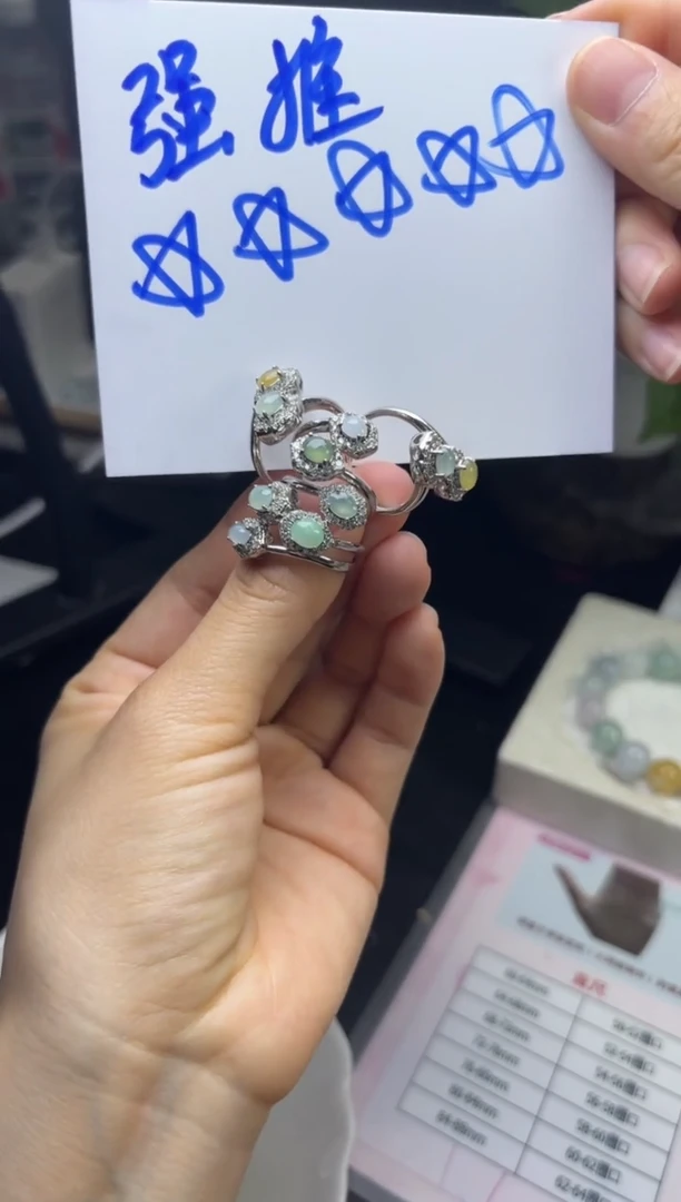 翡翠挂件合金多样性发一件CZH1230