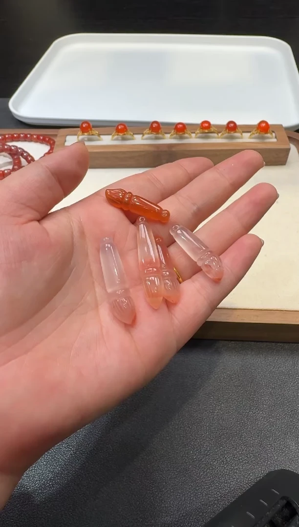 南红玛瑙裸石未镶嵌S0708-S1008-210多样性一件