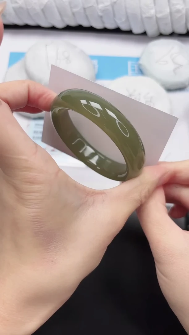 未镶嵌手镯石英质玉36-54.8HSH