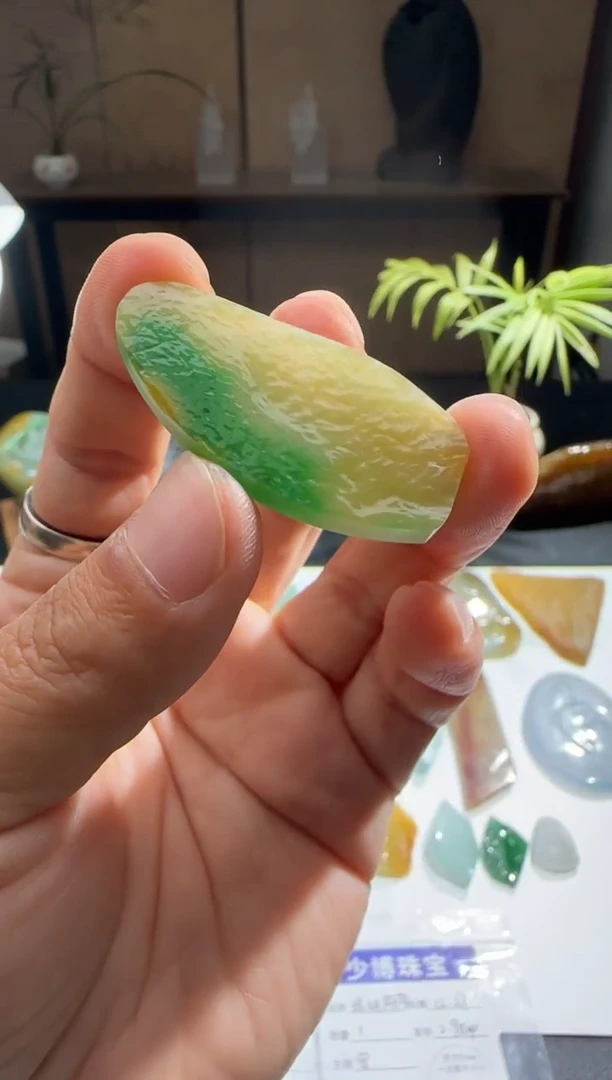 未镶嵌定制翡翠缅甸A货翡翠