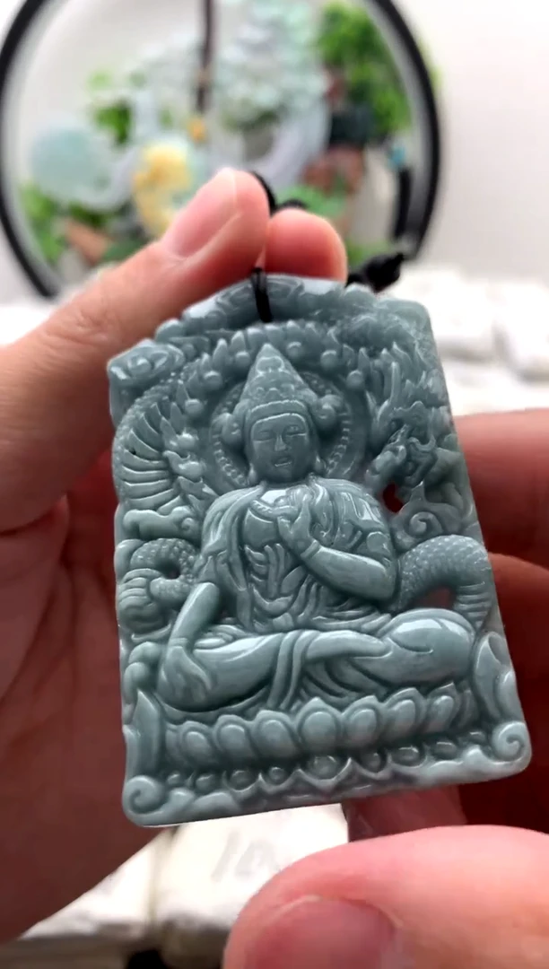 翡翠未镶嵌颈饰观音【品质一般能接受再拍】