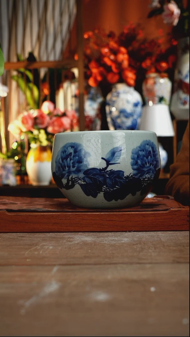 当代景德镇设计师釉下手绘陶瓷花瓶