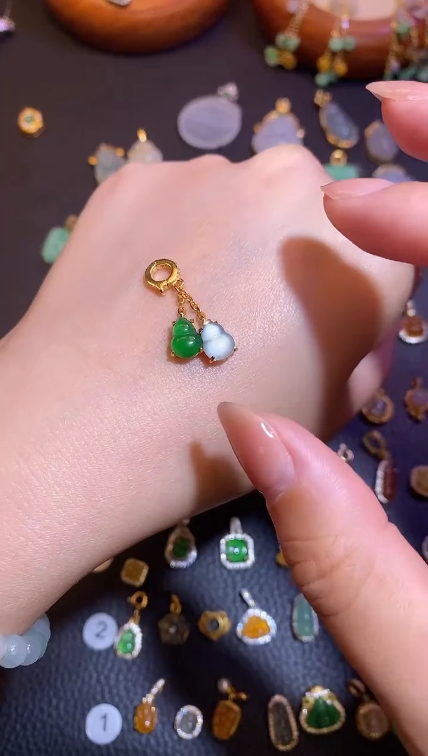 颈饰银S925镶嵌翡翠a货翡翠