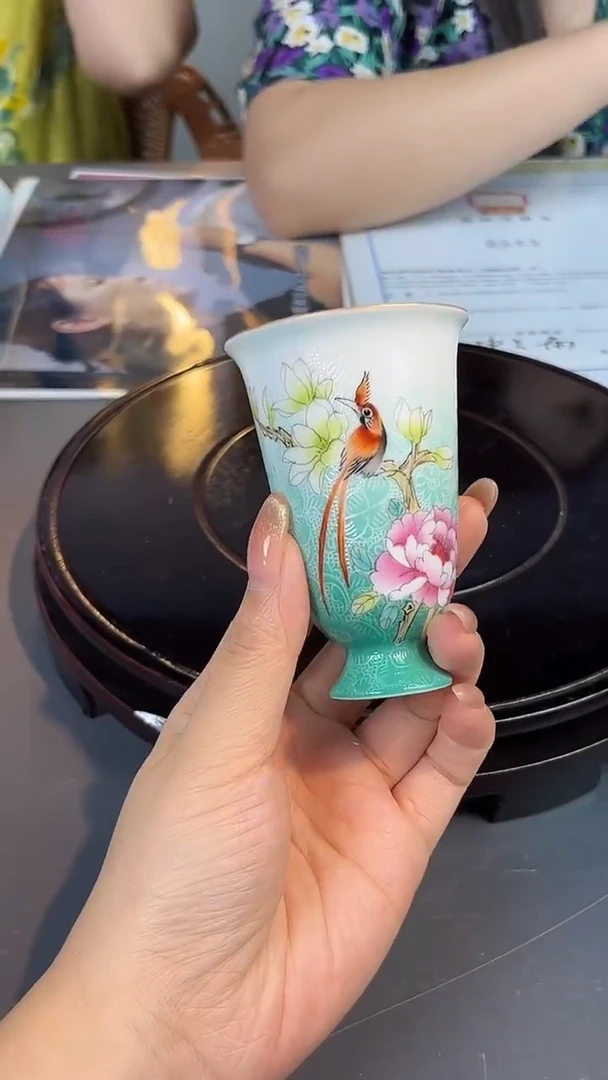 摆件瓷博会&水点桃花胡晶048