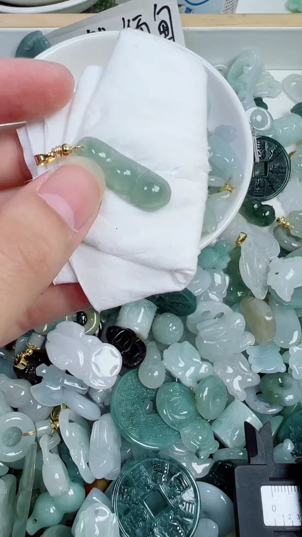 散珠翡翠615号链接，A货翡翠