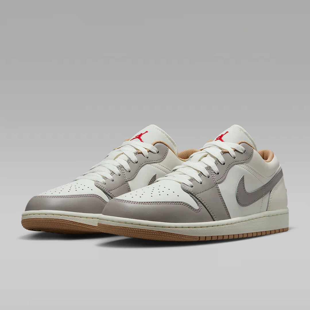 NIKE/耐克【可自提】AJ1男子帆白低帮复古运动鞋553558-169