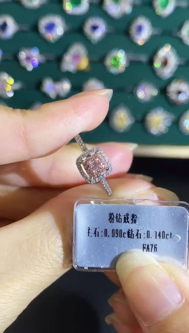 18K金镶嵌戒指钻石54
