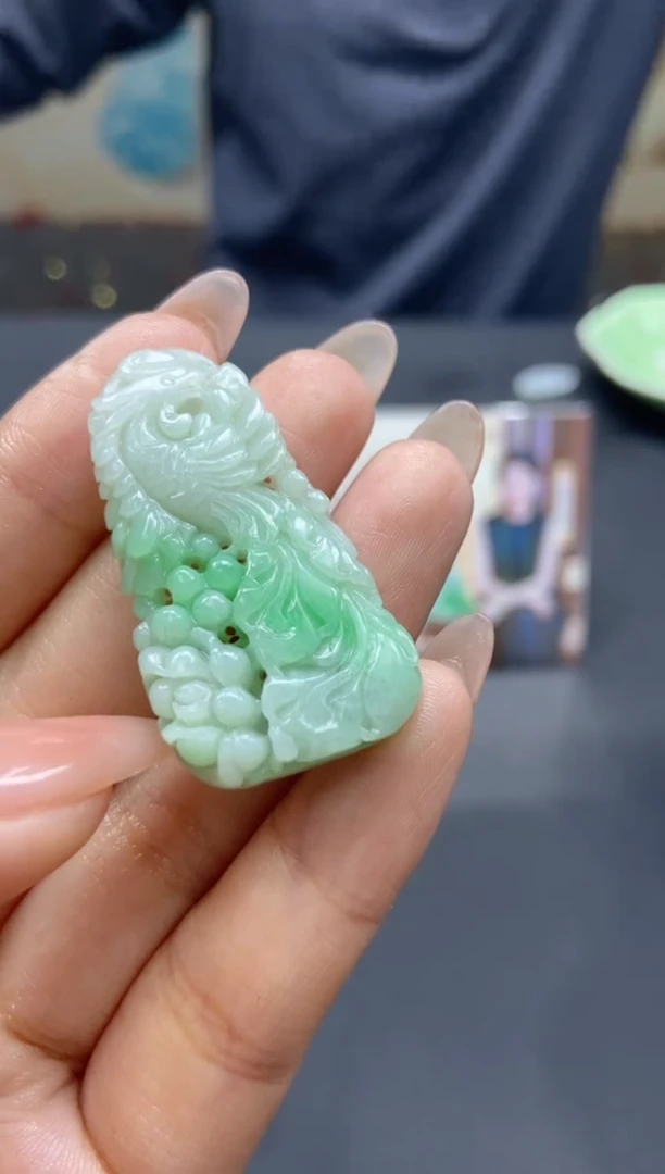 【闪购商品】定制翡翠未镶嵌天然翡翠A货100