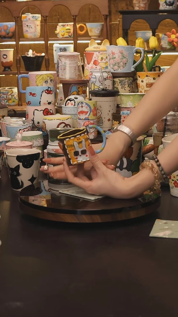 随机景德镇釉下彩绘设计师款式陶瓷