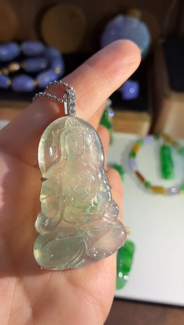 吊坠(不含链)18K金镶嵌翡翠吊坠