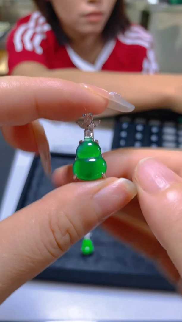 颈饰未镶嵌翡翠多样性发一