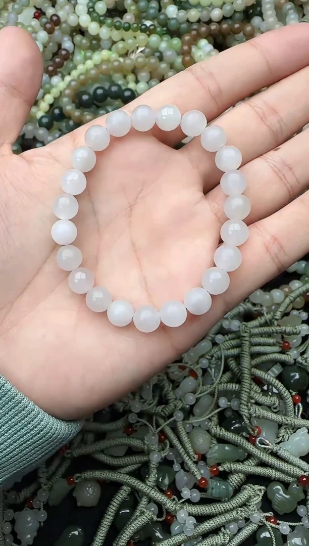 颈饰未镶嵌和田玉拍一发一