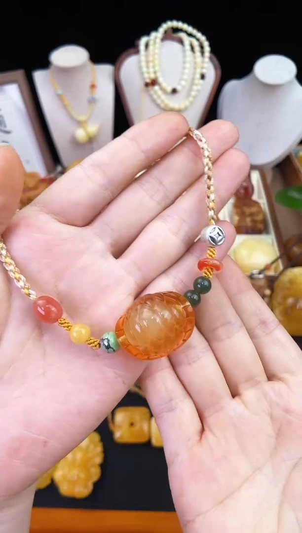 琥珀未镶嵌珠宝奇石柒月