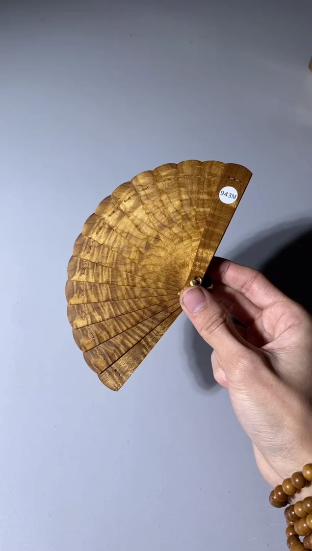 【闪购商品】金丝楠943号10cm金丝楠迷你扇