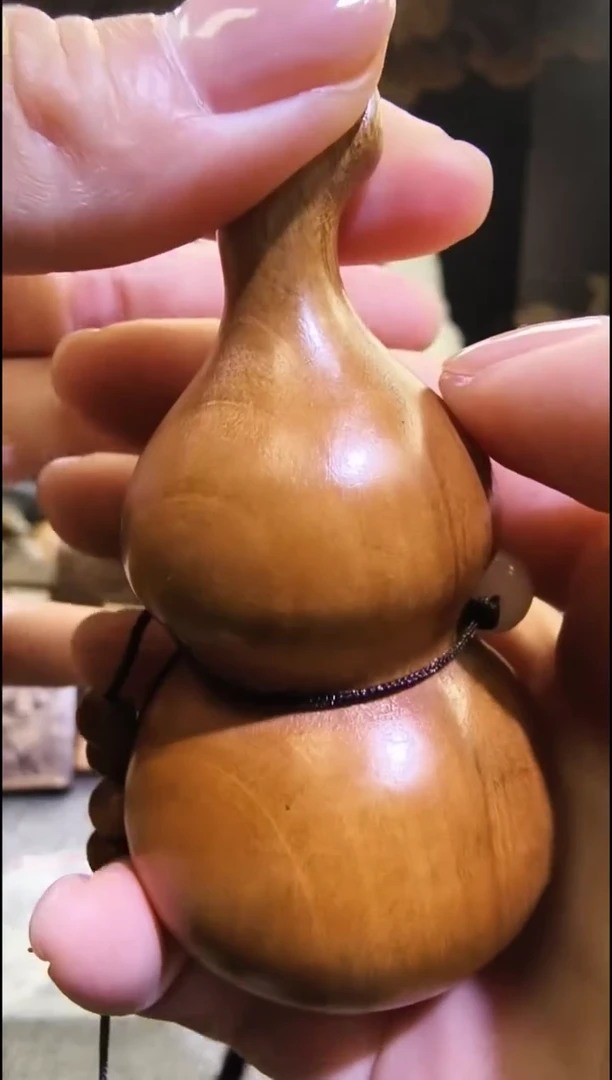 金丝楠      葫芦