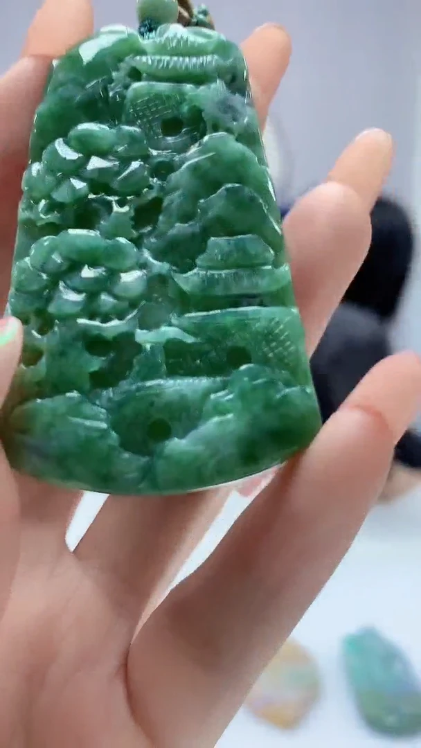 【闪购商品】定制翡翠未镶嵌4852DD-毛货挂件149