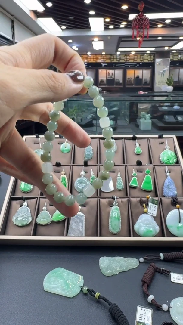 未镶嵌手串翡翠手串