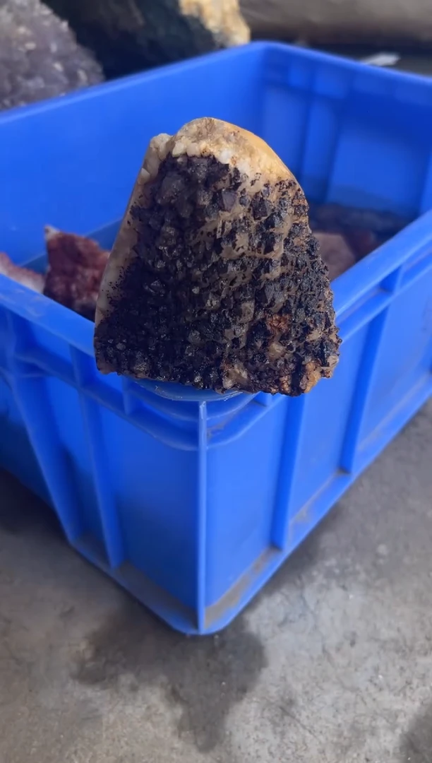 未镶嵌珠宝半成品水晶天然黑骨干水晶原石#1