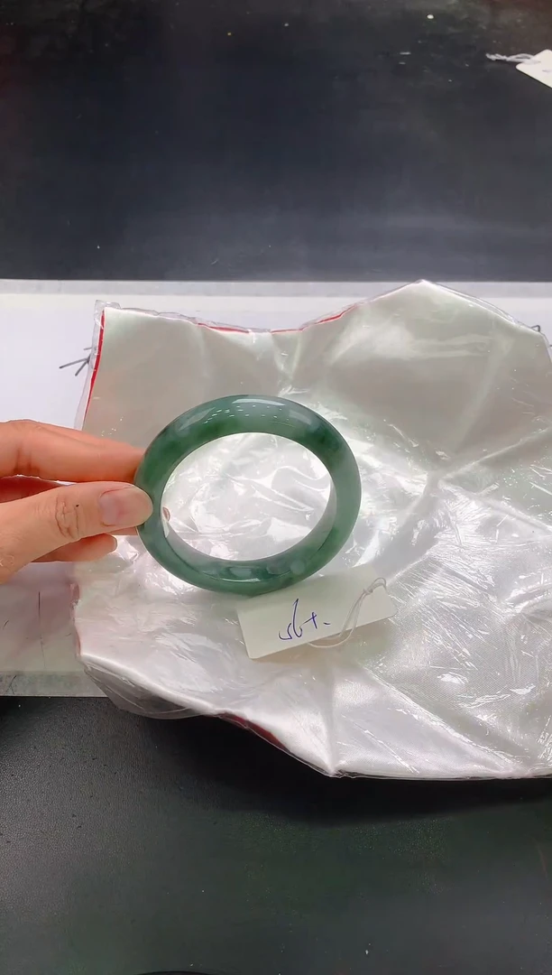 翡翠手镯未镶嵌161