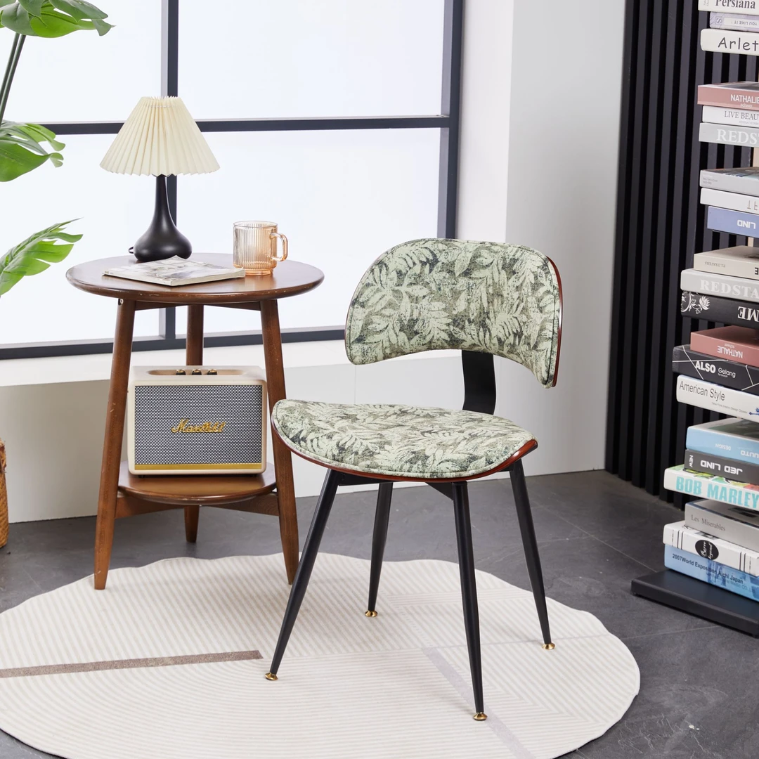 实木餐椅家用中古风靠背椅子2025新款高级餐桌椅意式极简11