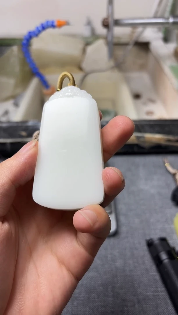 42.5 ×79.3天然玉石未镶嵌颈饰