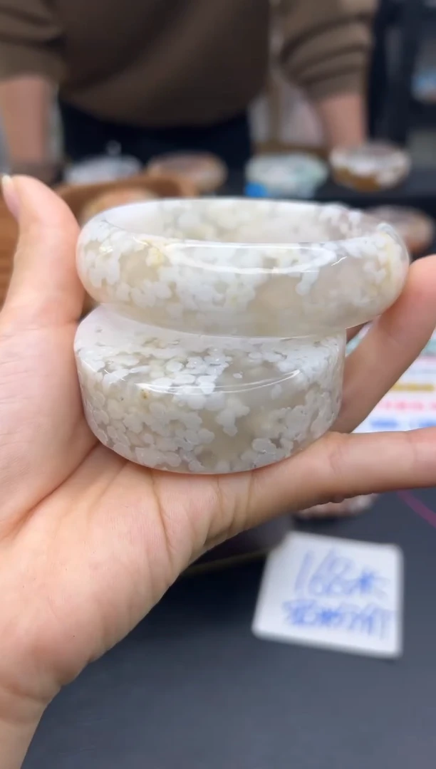 【闪购商品】石英质玉手镯未镶嵌A244(65圈赠送镯心)