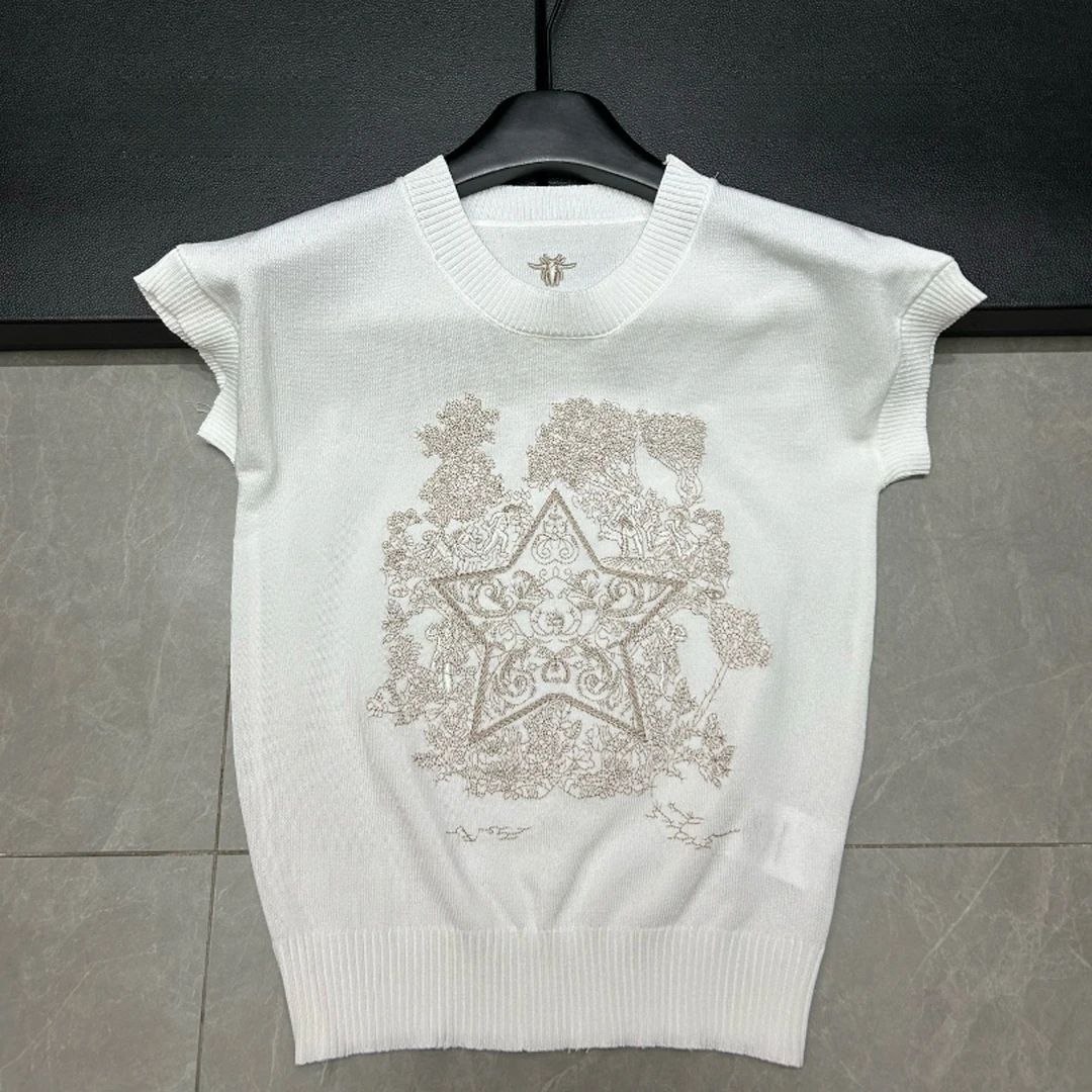 傲傲专属 轻奢风重工五角星刺绣短袖针织衫女圆领套头百搭上衣