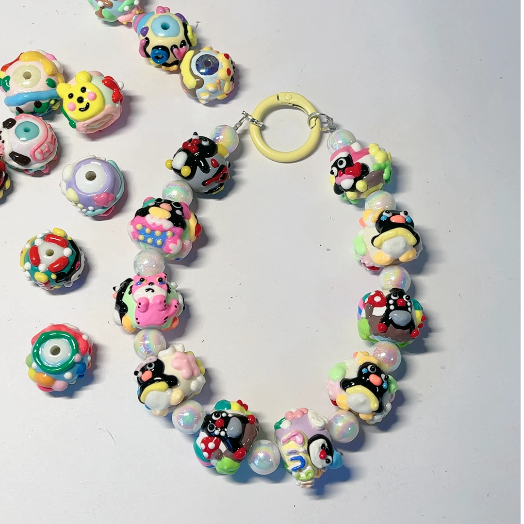 diy手绘珠多巴胺色系IP系列手机链包包链钥匙链