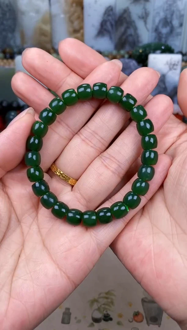 和田玉未镶嵌颈饰和田玉