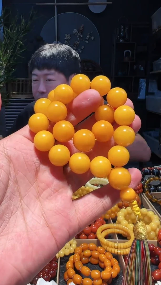 未镶嵌蜜蜡手链手持