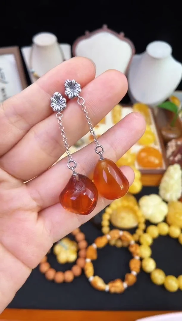 琥珀未镶嵌珠宝奇石柒月