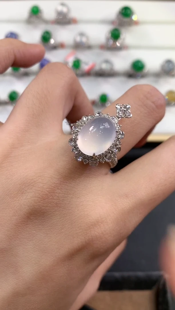 翡翠戒指18K金镶嵌C46春日珠宝