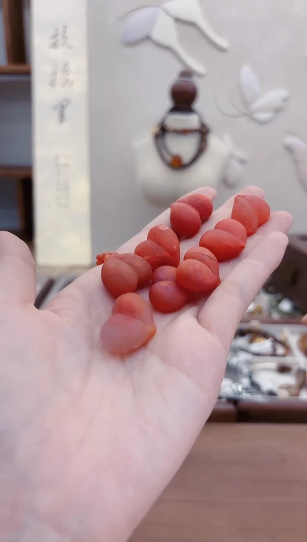 颈饰未镶嵌南红玛瑙H215南红屁桃发1