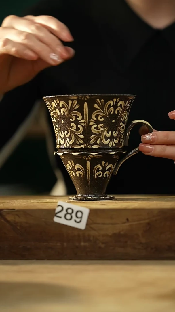 【闪购商品】瓷片新品！设计师款手绘/咖啡杯 听歌