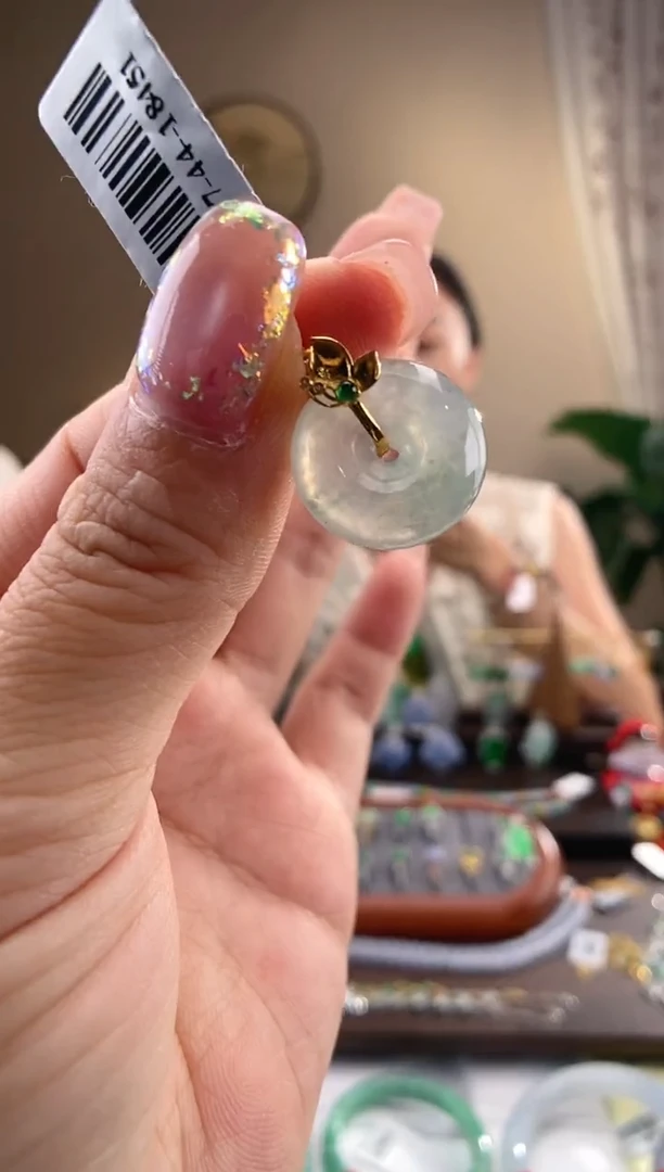 翡翠18K金镶嵌吊坠(不含链)平安扣