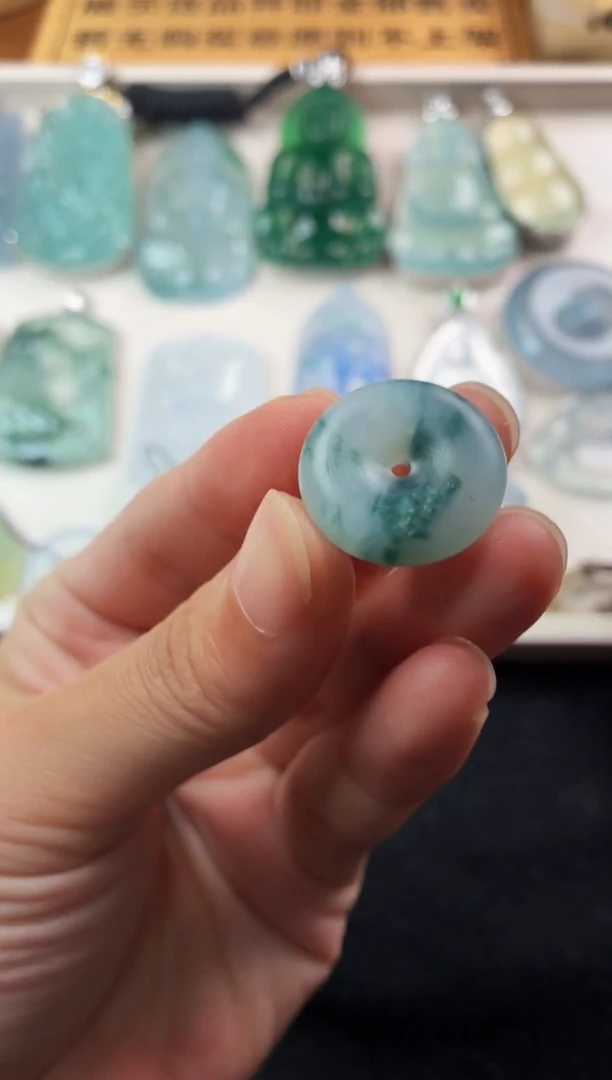 定制翡翠未镶嵌M****e5036毛货不退不换