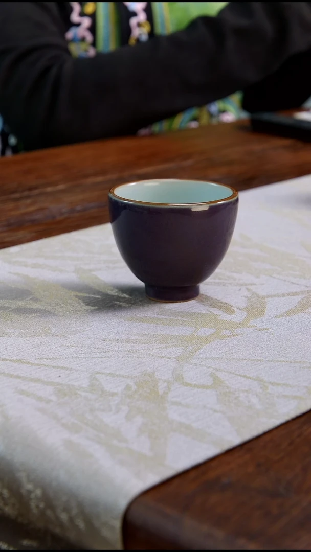 【闪购商品】拾玉内粉青外黛紫鸡心杯