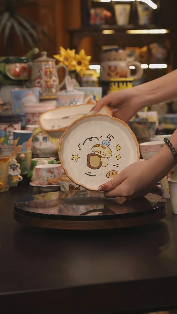 景德镇釉下彩绘设计师款式陶瓷