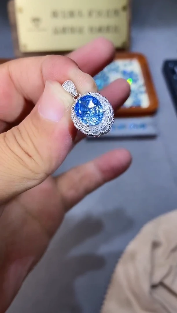 海蓝宝石颈饰银S925镶嵌.....