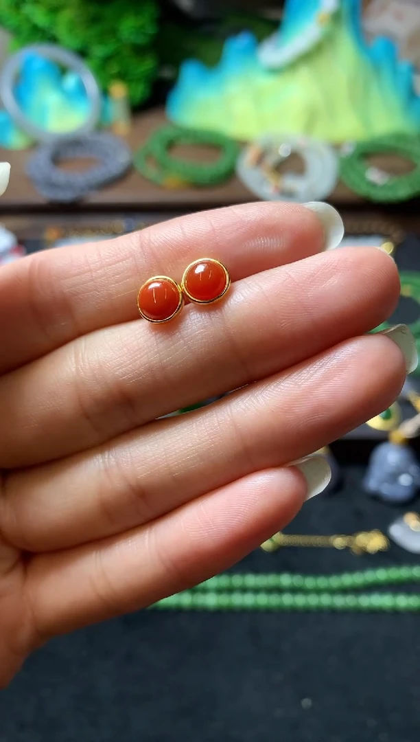 【闪购商品】南红玛瑙耳饰银S925镶嵌耳钉